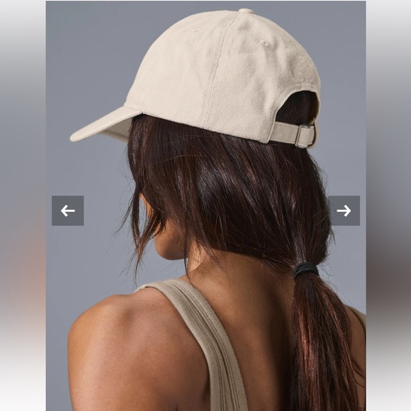 ALO Yoga Cream Cap - Picture 5 of 5